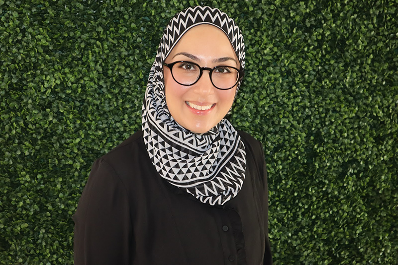 Dr. Sheikh – Dentist